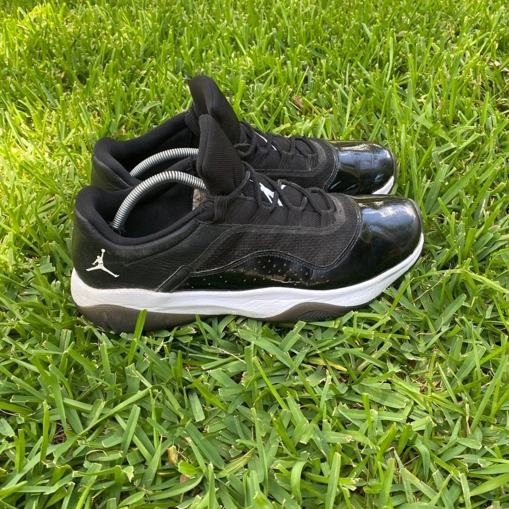 Jordan Air 11 CMFT Low Black White Mens Sneakers FN6727-010 Size 11.5